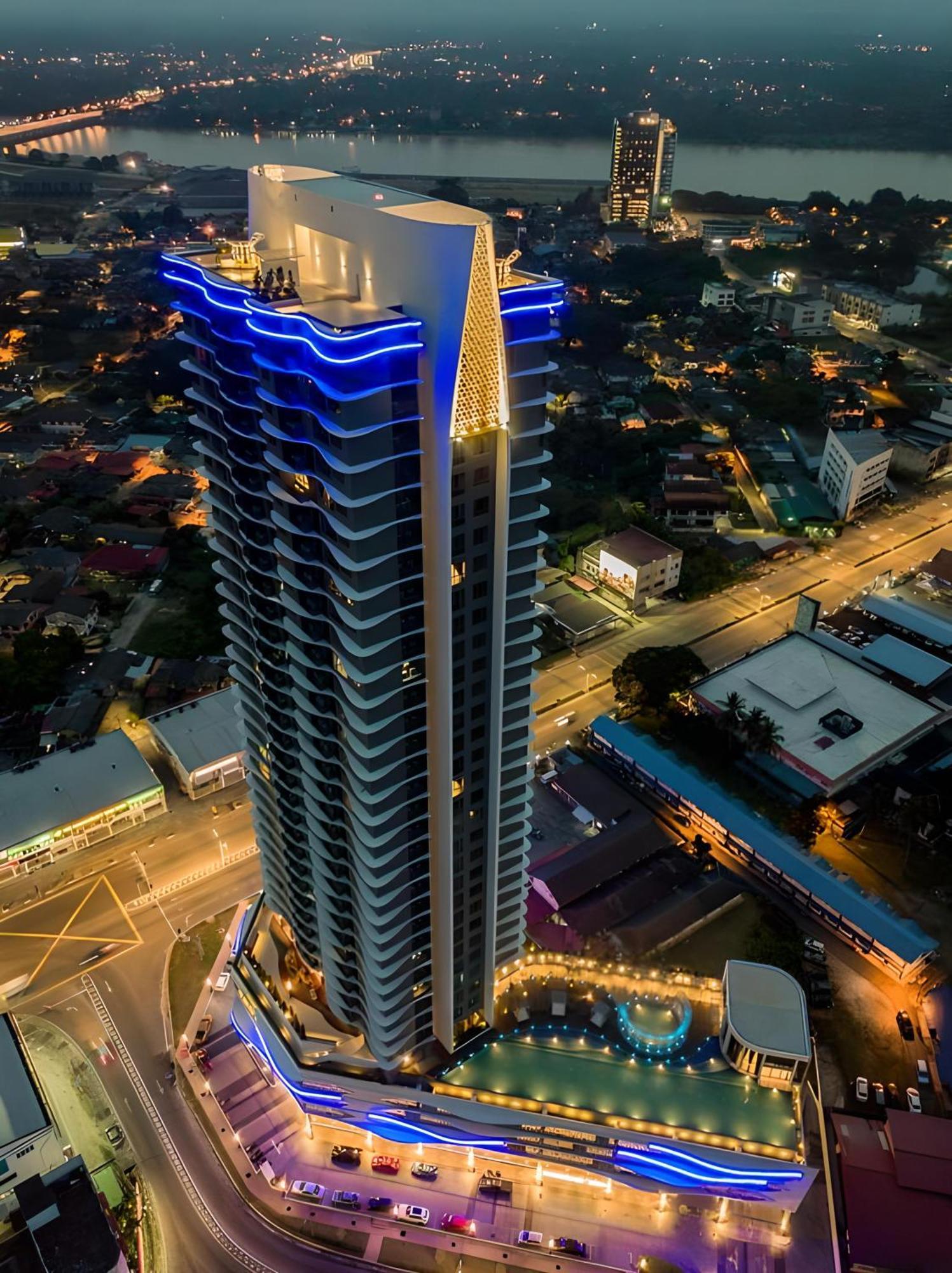 2Br Premium Suites Troika Kota Bharu By Aghome ภายนอก รูปภาพ